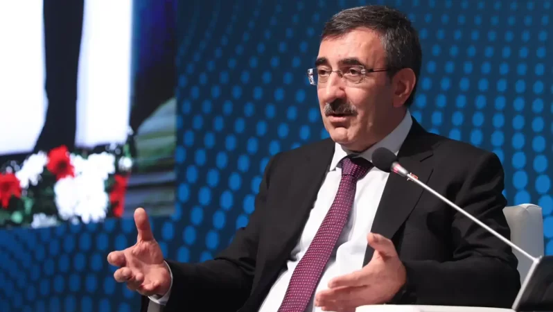 Yılmaz, “Kararlı bir şekilde enflasyonla mücadelemizi sürdüreceğiz”