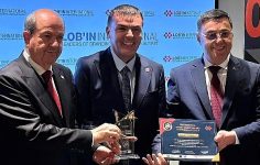 TÜMKİAD’a Oxford’da ‘Yılın STK Ödülü’