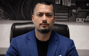 Tuğçe Albay modayı değil, kadınların kendilerine olan inancını tasarlıyor